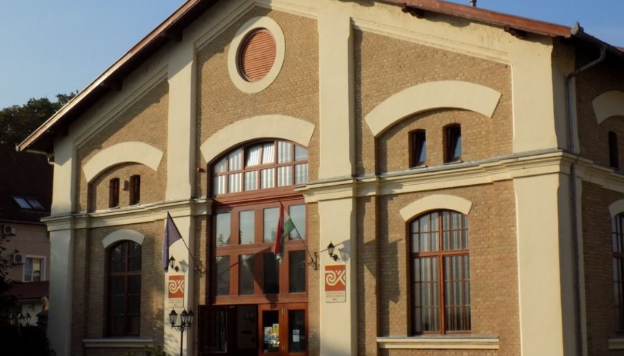A Tolnai Kulturális Központ és Könyvtár augusztusi programja